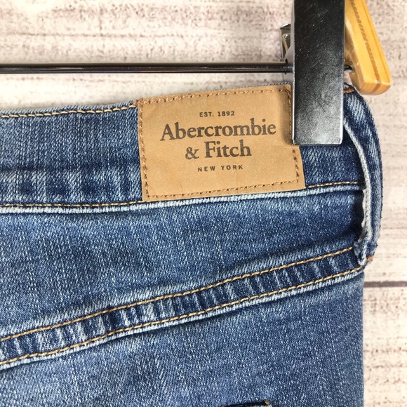 Abercrombie & Fitch Jean Distressed Cut Shorts - Picture 9 of 9